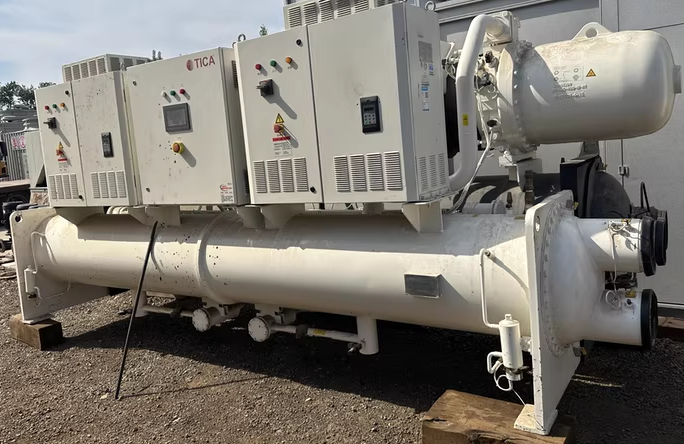 中央空调回风口与出风口